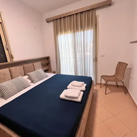 Julia Qerret Guest house Golem (Tirana)