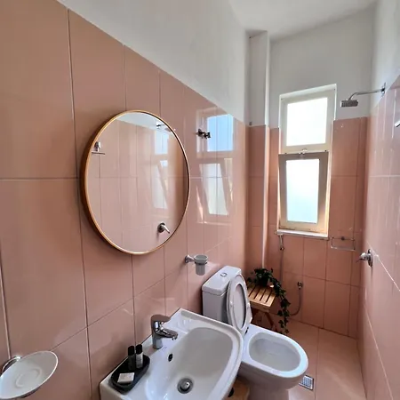 Julia Qerret Guest house Golem (Tirana)