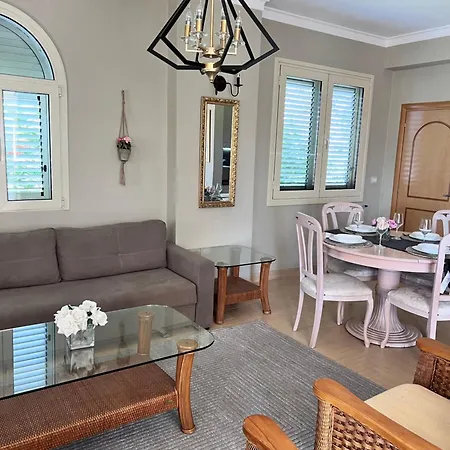 Guest house Julia Qerret